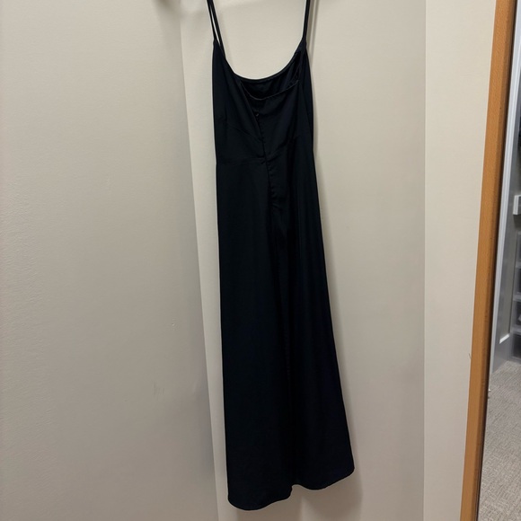Everlane Elegant Black Slip Dress - Picture 2 of 3
